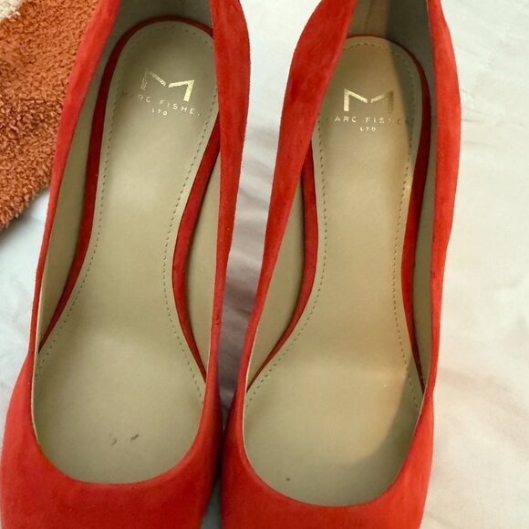 Marc Fisher LTD Sassie Suede Pump - Picture 6 of 13